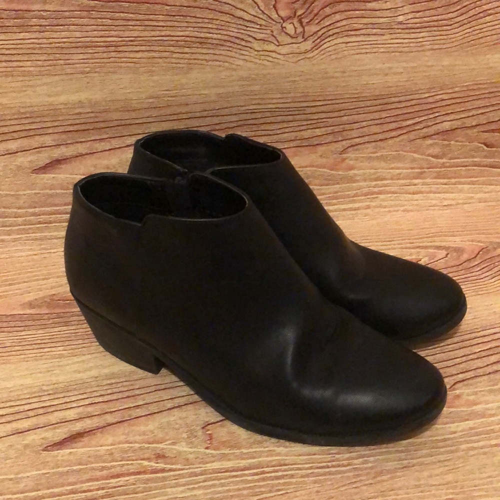 Ankle boots